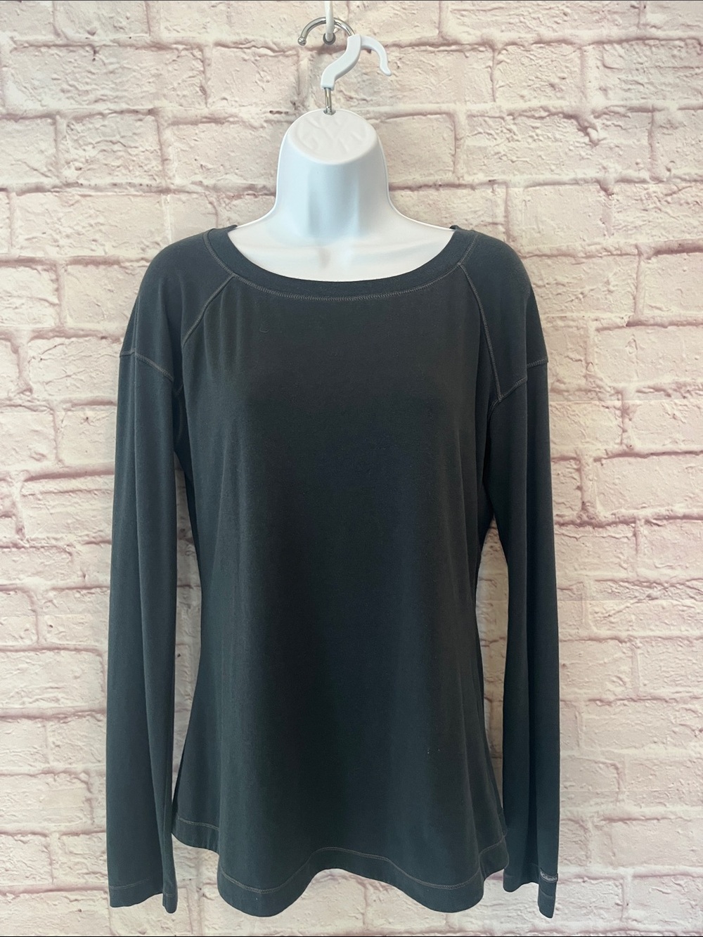 Columbia Women's  Long-Sleeve Tee